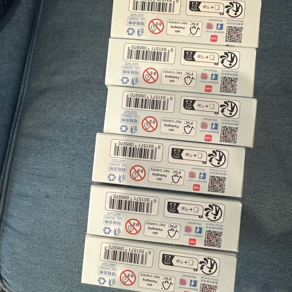 Pop Mart The Monsters Labubu Pin for Love Series Letter Pendant  & - Picture 11 of 15